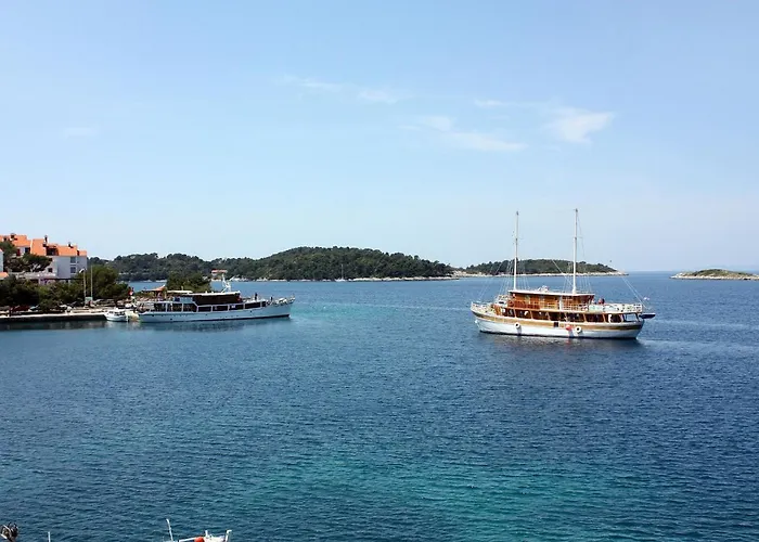 By The Sea Pomena, Mljet - 4929
